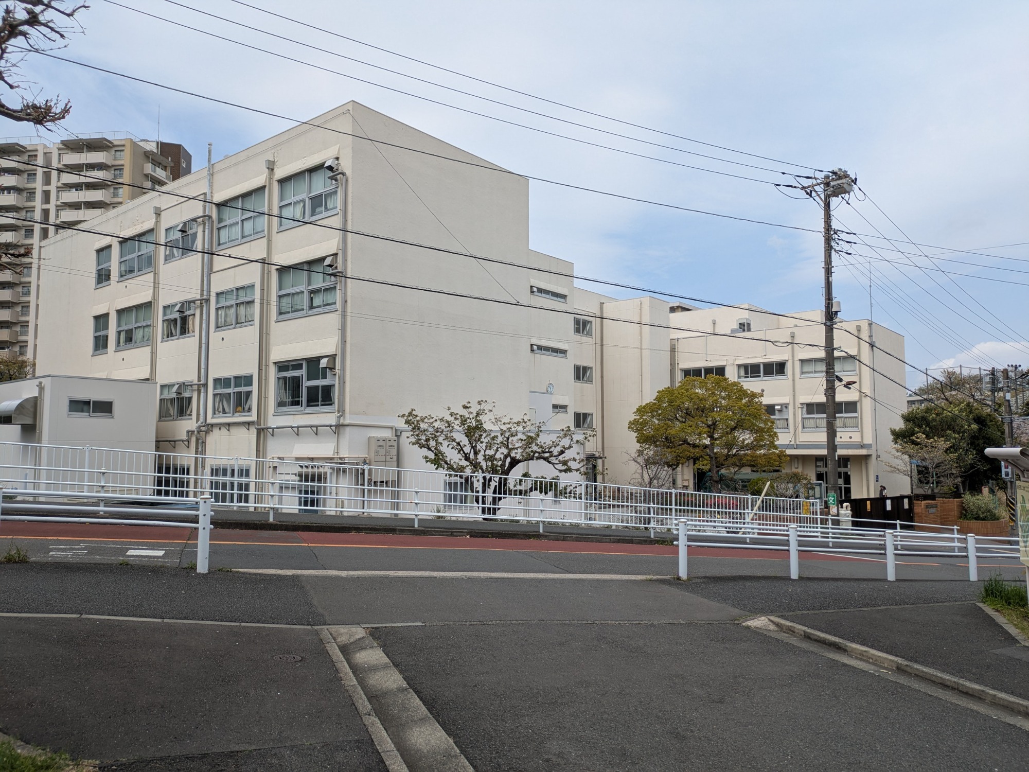 川崎北高校A棟改修及び耐震補強工事（衛生）(ゼロ県債)