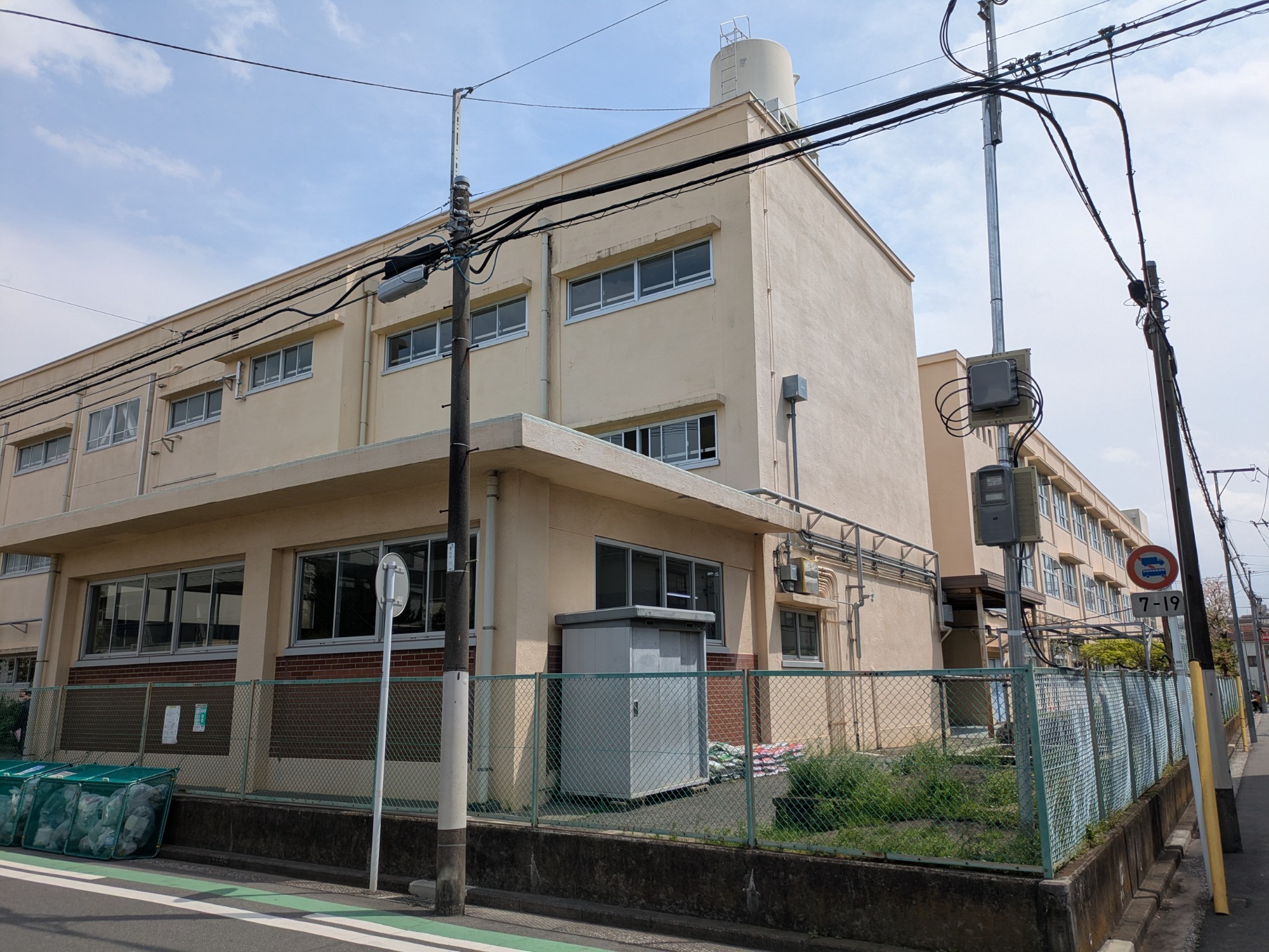川崎北高校A棟改修及び耐震補強工事（衛生）(ゼロ県債)