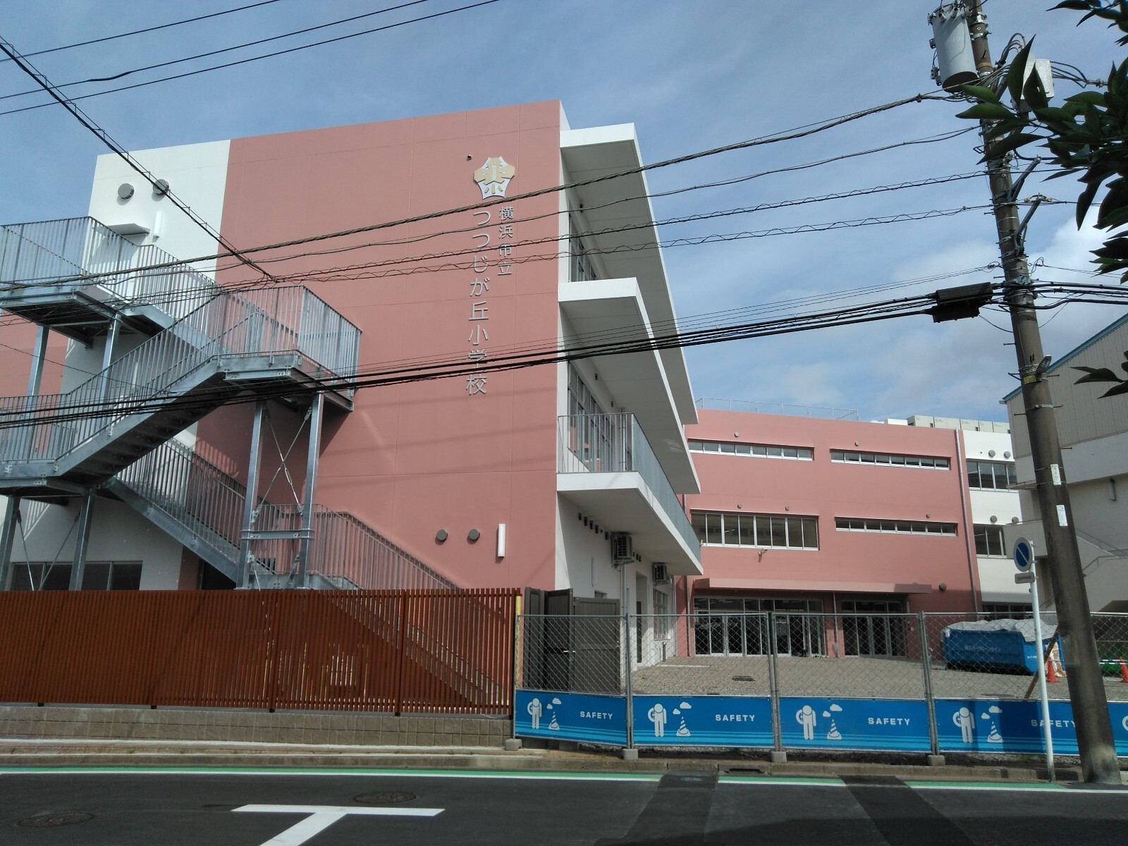 つつじが丘小学校校舎建替工事（衛生設備工事）