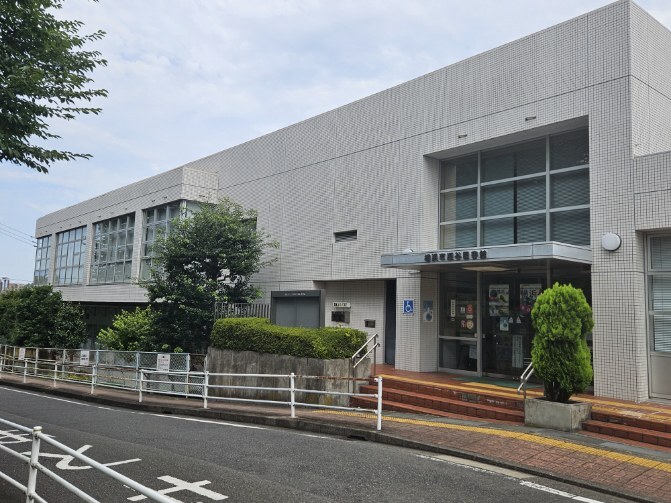 瀬谷図書館　空調設備等改修工事