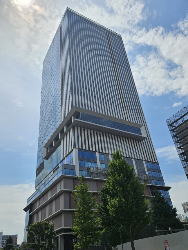 横浜市旧市庁舎街区　低層階空調